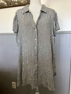 Jane and Delancey Button Down Shirt / Size: 3X / Stripes / Spring  / Plus Size